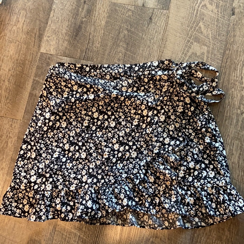 LA hearts wrap skirt